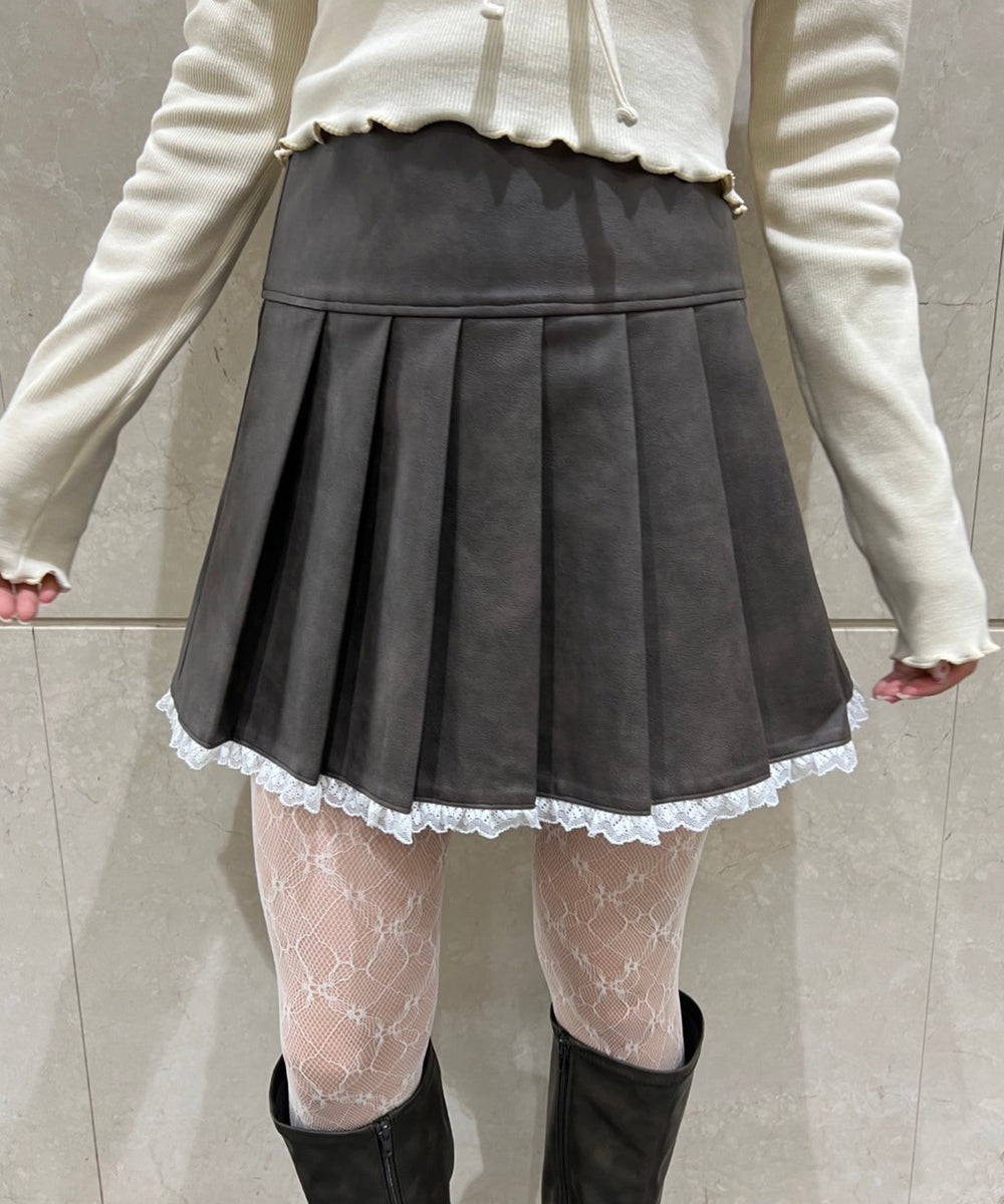 ブラウン モデル：160㎝ F着用