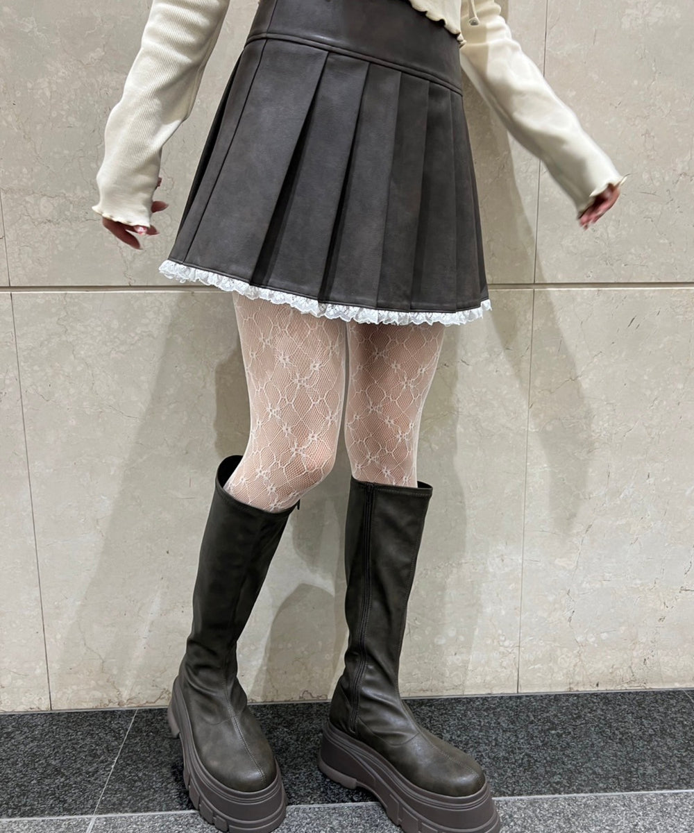 レースパイピングPUスカート