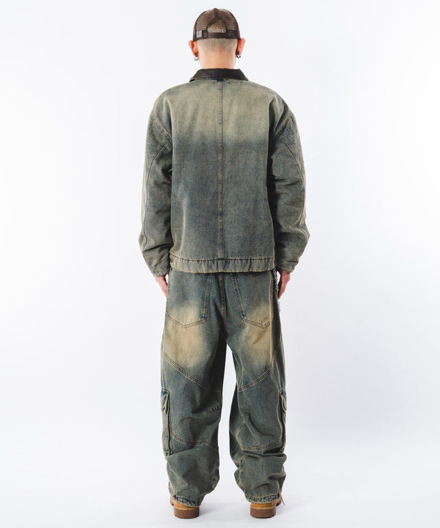 デニム淡加工 モデル：180cm L着用