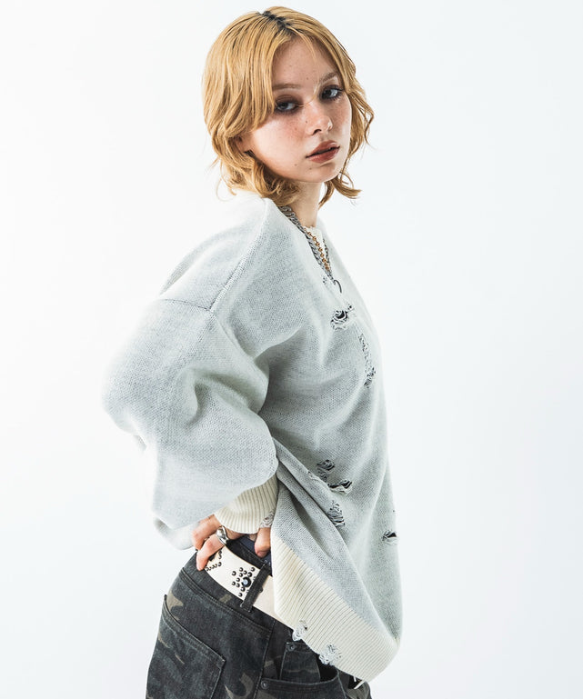 ホワイト モデル：160cm M着用