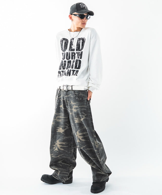 ホワイト モデル：180cm L着用