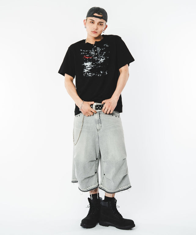 ブラック モデル：180cm FREE着用