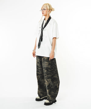 ホワイト モデル：172cm FREE着用