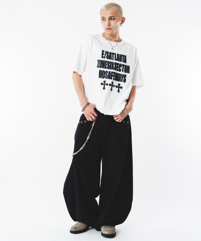 ホワイト モデル：180cm L着用