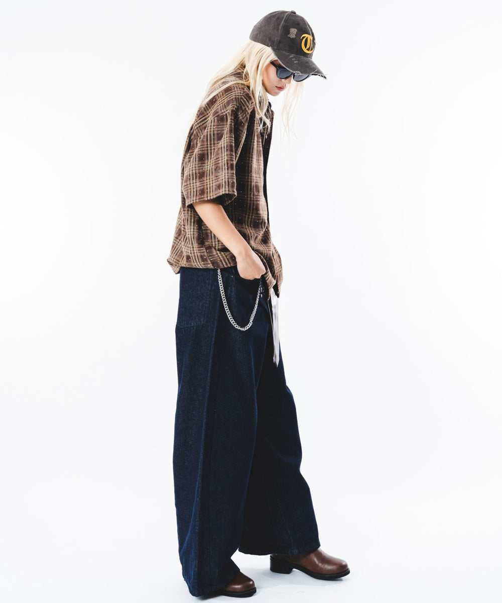 ブラウンチェック　モデル：172cm M着用