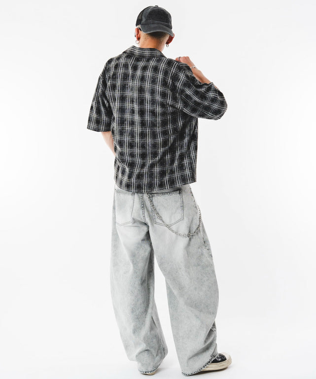 ブラックチェック　モデル：180cm L着用