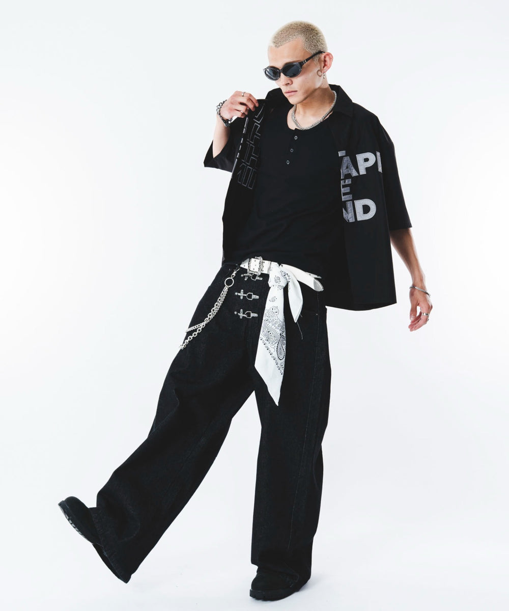 ブラック　モデル：180cm L着用