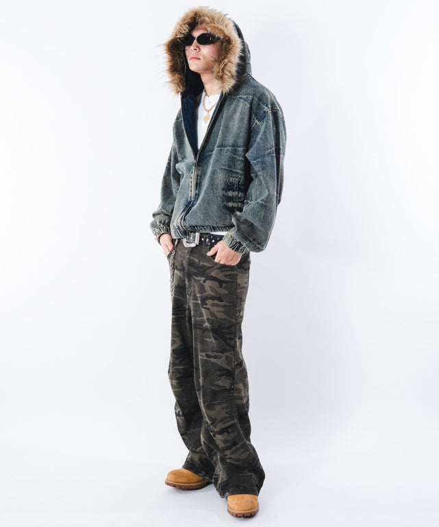 デニム淡加工 モデル：180cm L着用