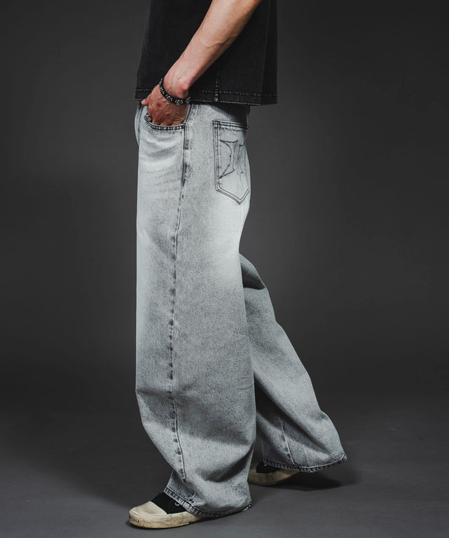 グレー モデル：180cm L着用