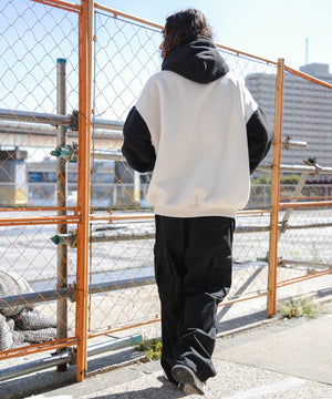 オフホワイト モデル：174cm L着用