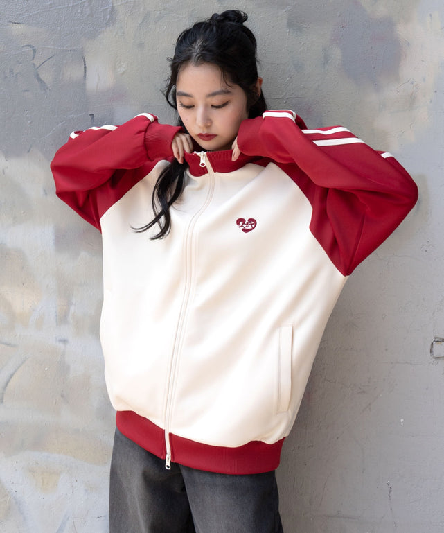 レッドソノタ モデル：160cm M着用