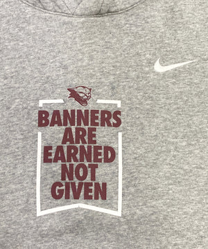BANNERS ARE EARNED NOT GIVEN チームロゴスウェット