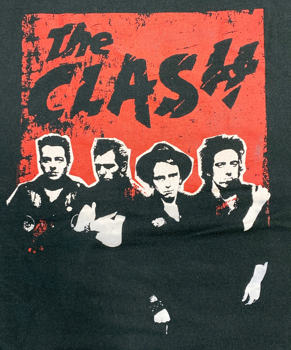 the CLASH バンドTシャツ