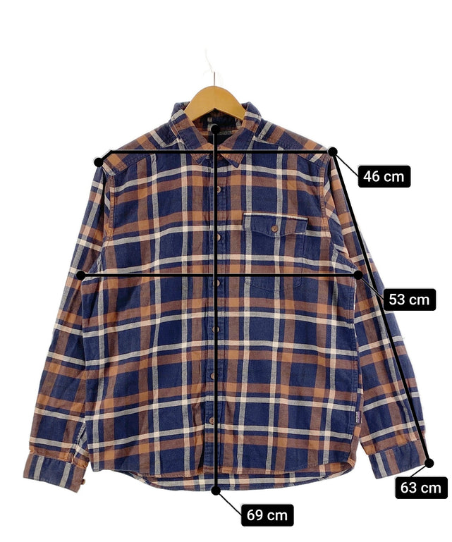 Patagonia ブランドシャツ