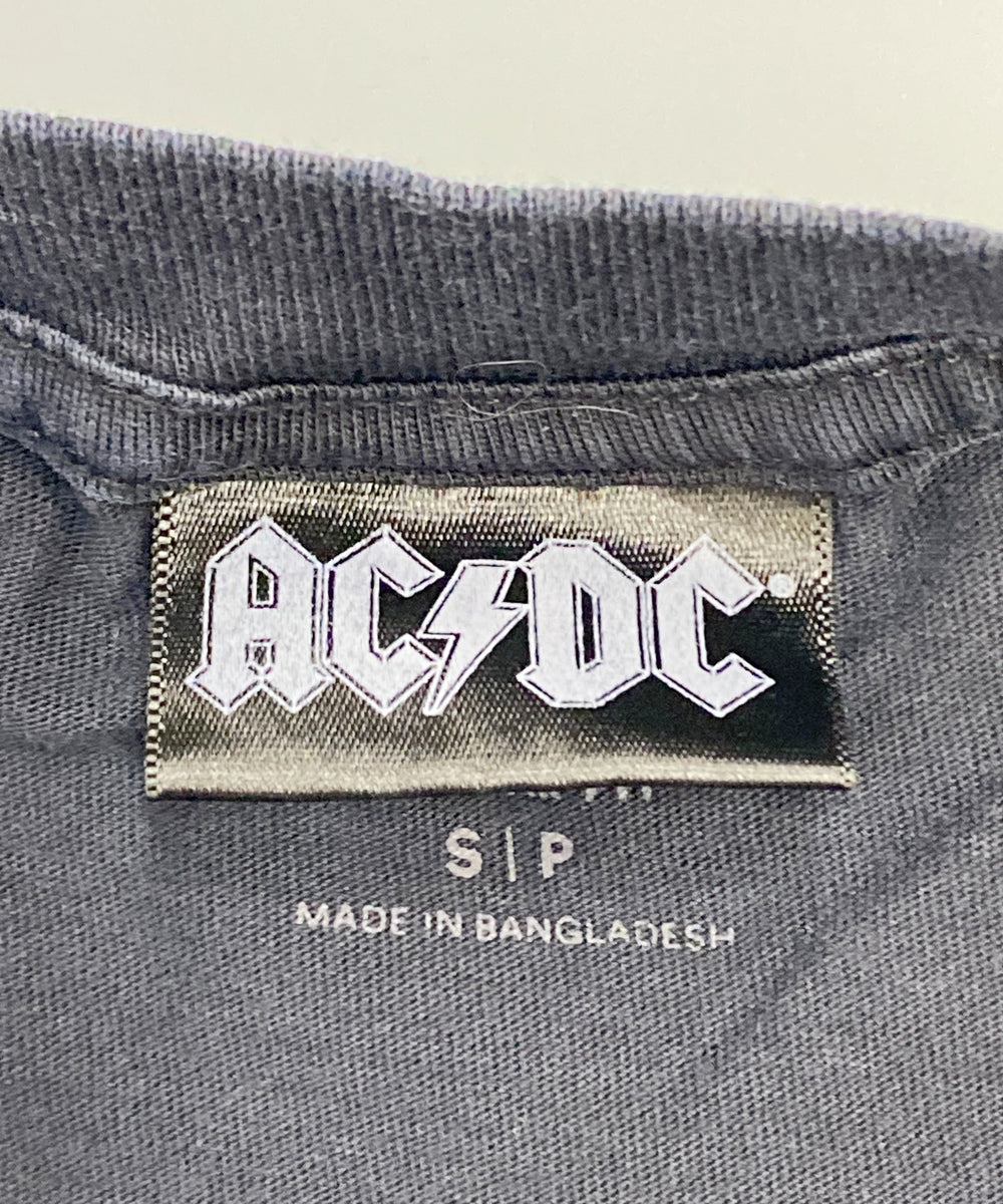 AC/DCバンドTシャツ