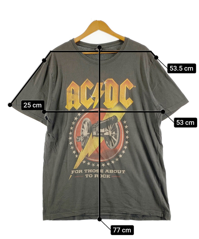 AC/DCバンドTシャツ