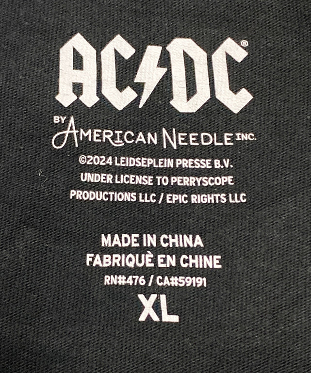 AC/DCバンドTシャツ