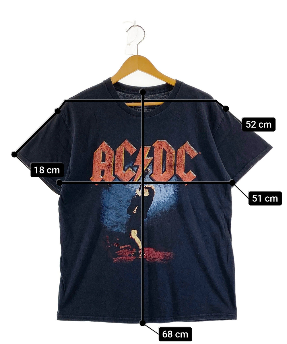 AC/DCバンドTシャツ
