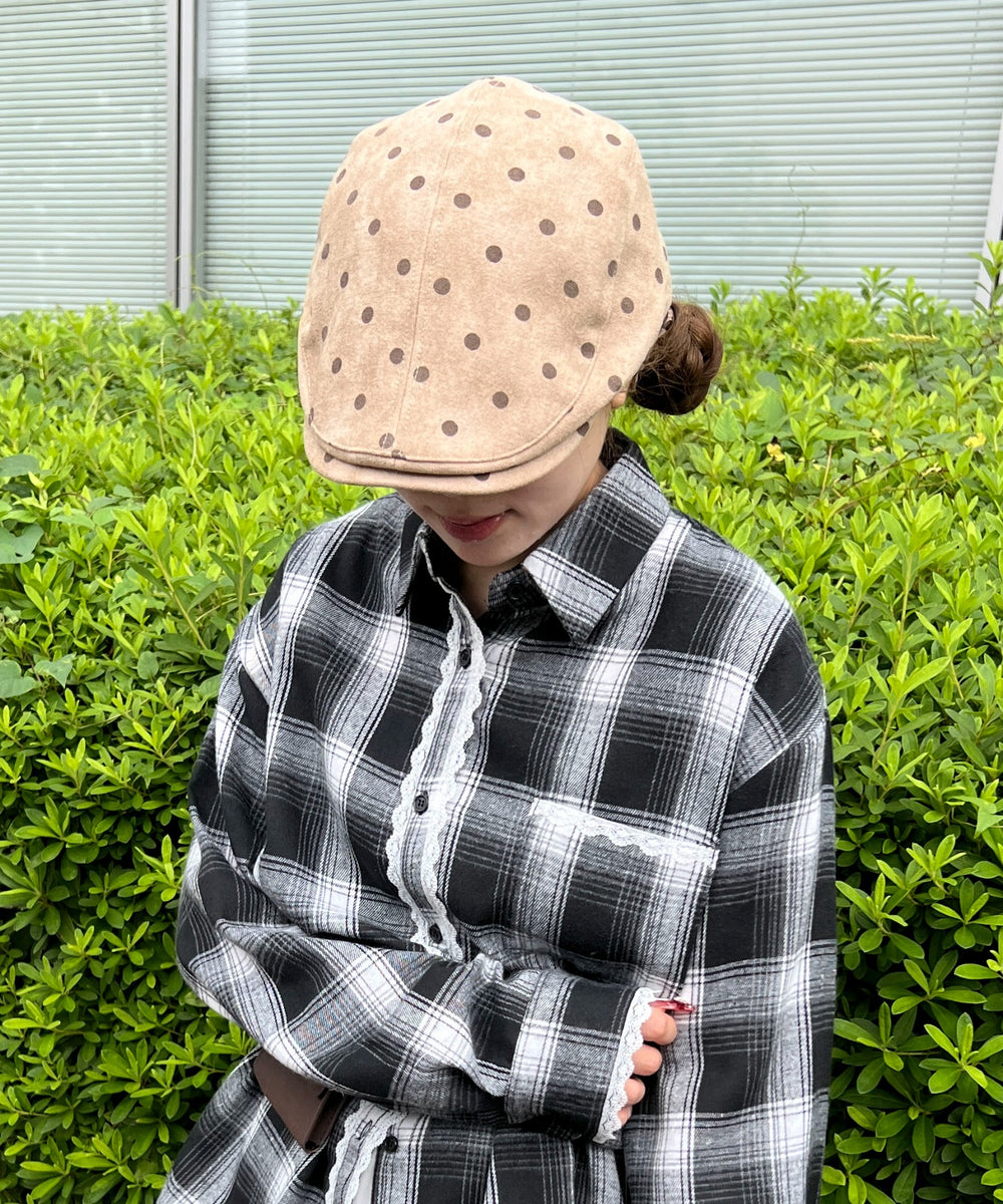 ベージュ
