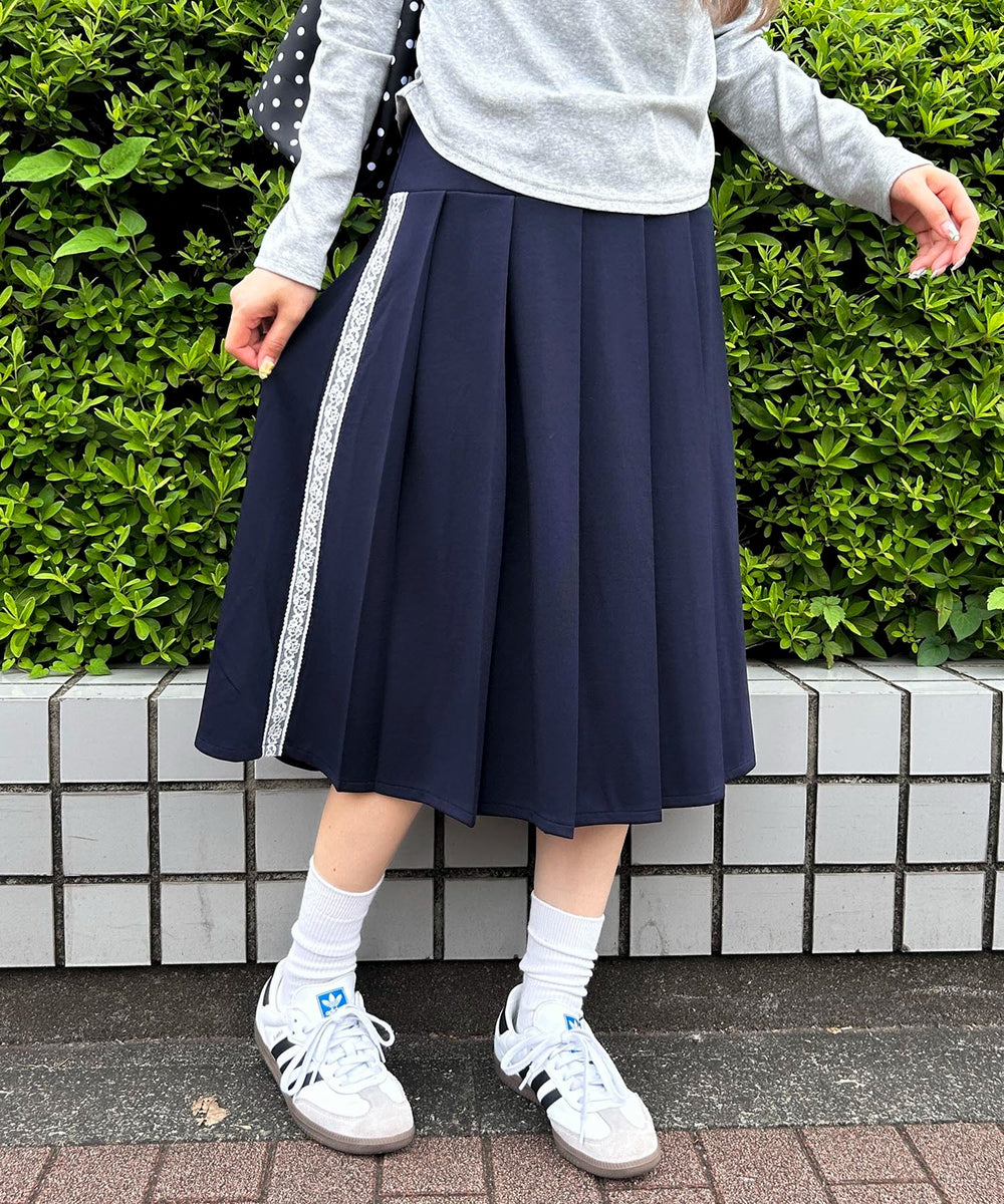 ネイビー モデル：160㎝ F着用