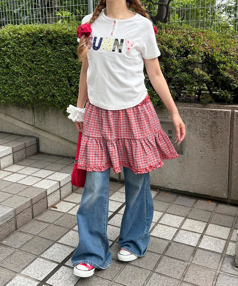 ホワイト モデル：155㎝ F着用