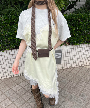 イエロー モデル：160㎝ F着用