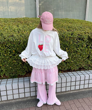 ホワイト モデル：160㎝ F着用