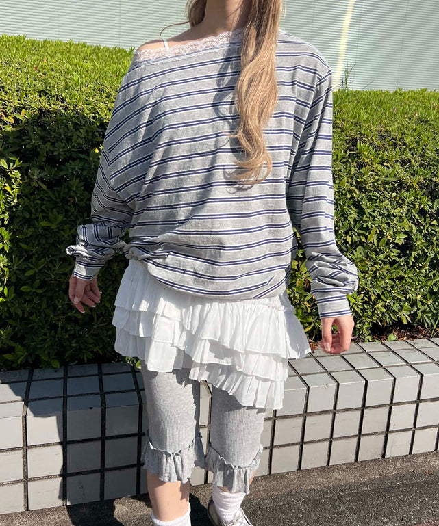 ホワイト モデル：160㎝ F着用