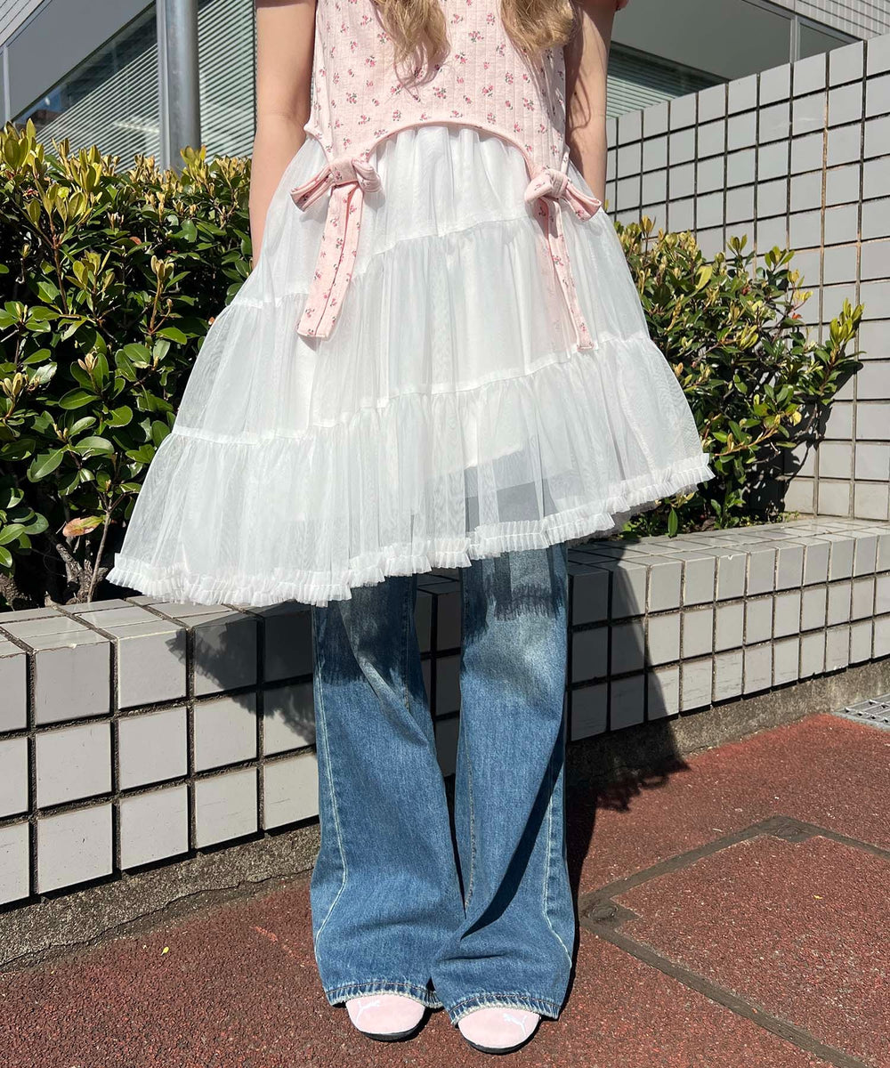 ホワイト モデル：160㎝ F着用