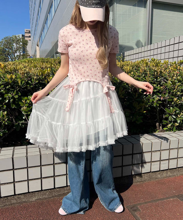 ホワイト モデル：160㎝ F着用