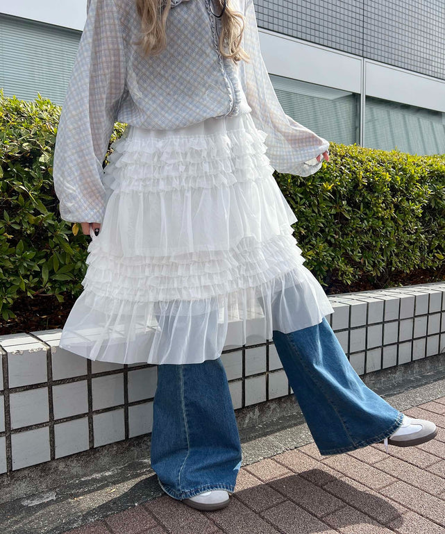 ホワイト モデル：160㎝ F着用