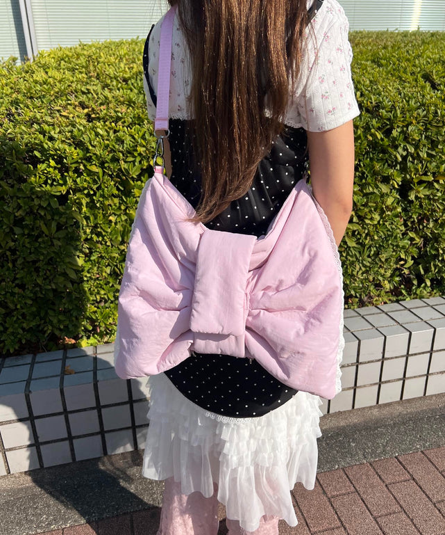ピンク