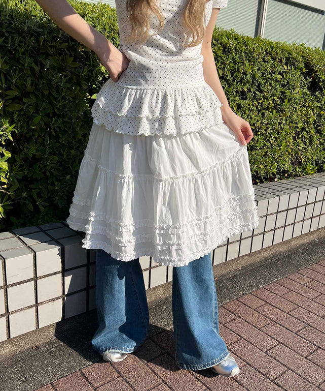 ホワイト モデル：160㎝ F着用