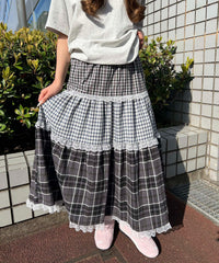 アソートパッチワークフリルロングスカート