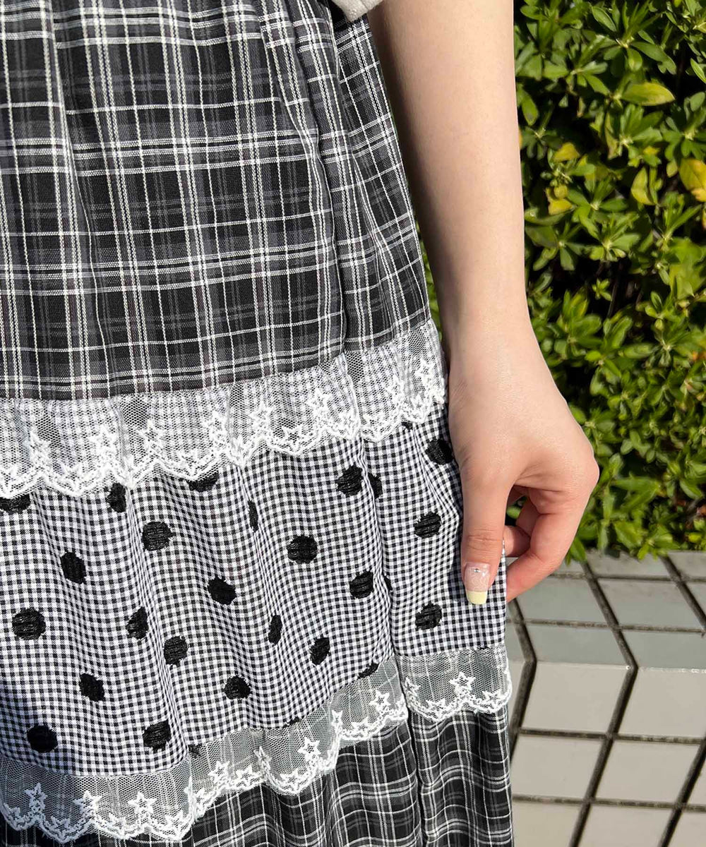 ブラック モデル：160㎝ F着用