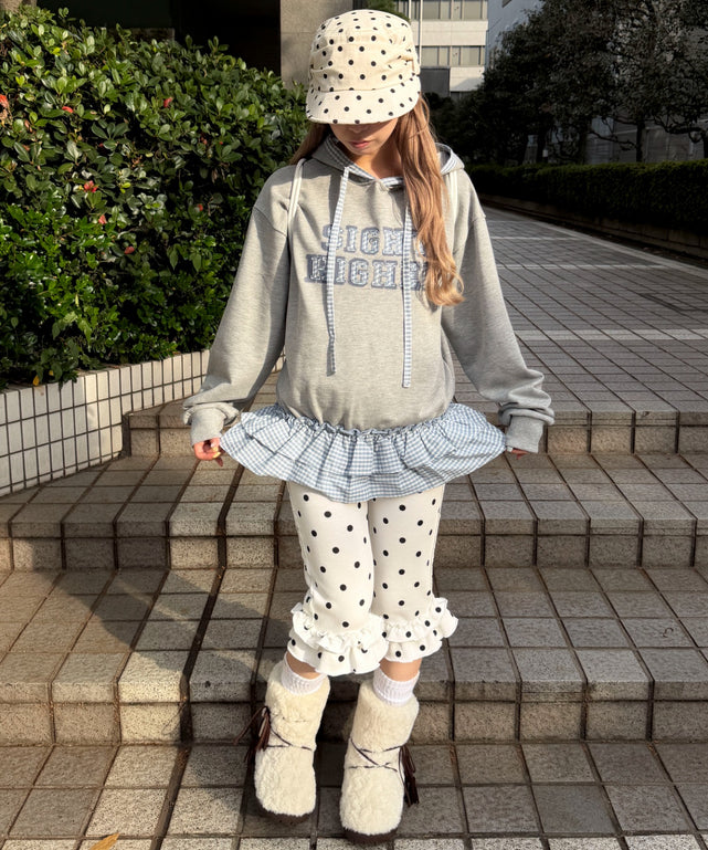 グレー モデル：160㎝ F着用