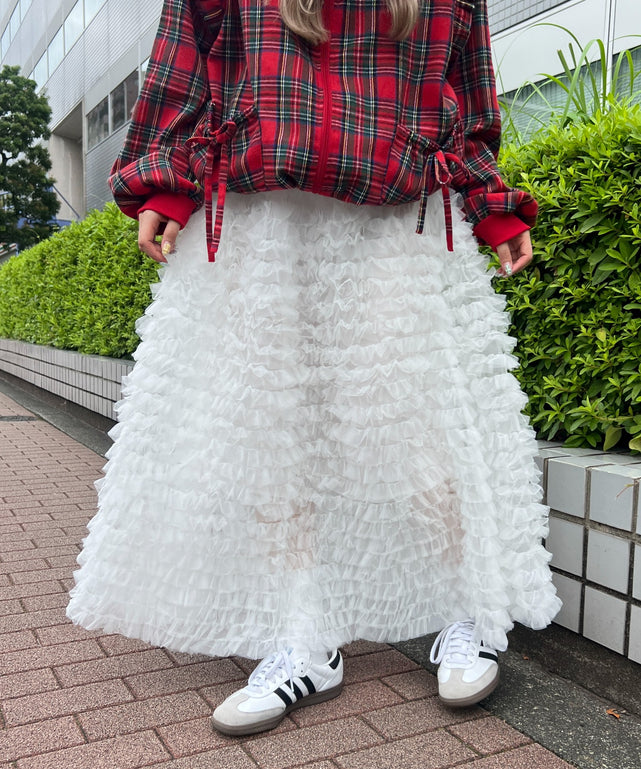 ホワイト モデル：160㎝ F着用