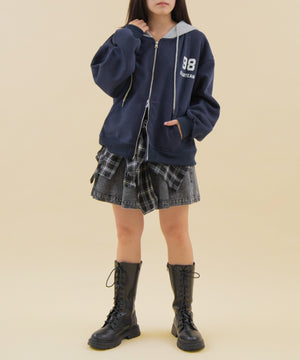 ネイビー モデル：147cm F着用