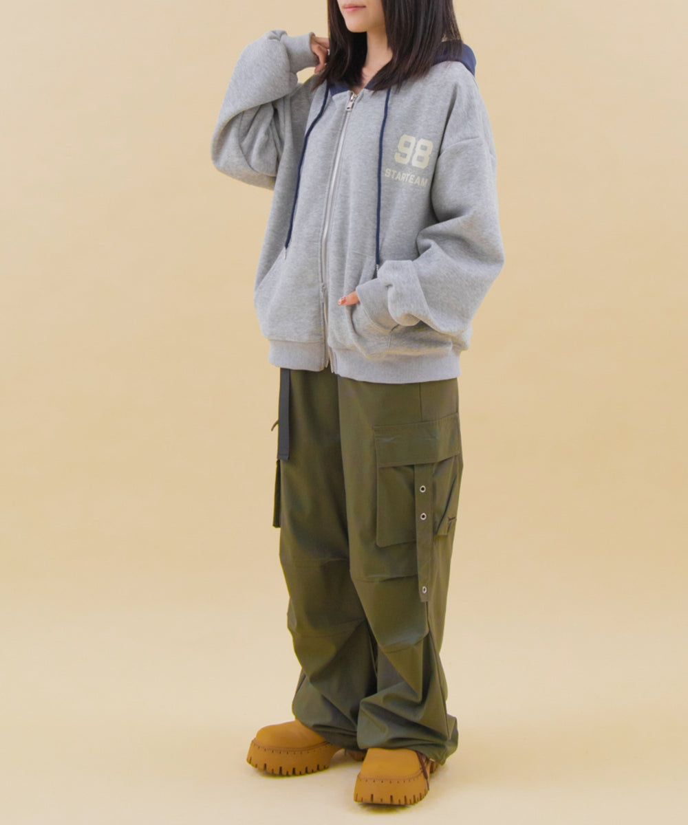 杢グレー モデル：147cm F着用