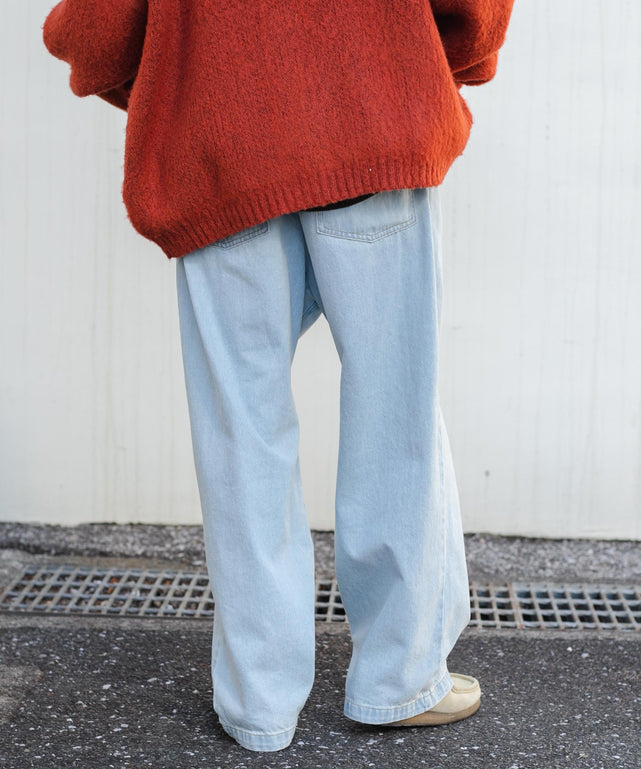 デニム淡色 モデル：175cm L着用