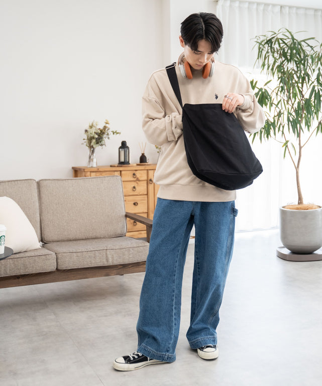 ブラック