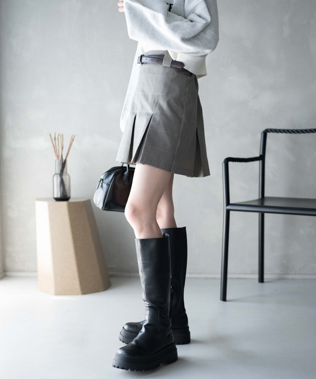 ベージュチェック　モデル:161cm F着用