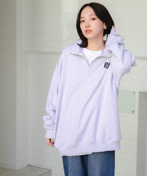 グレー モデル：157cm L着用