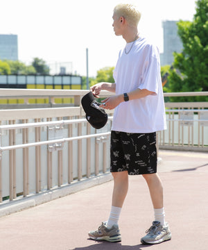 柄5 モデル：178cm L着用