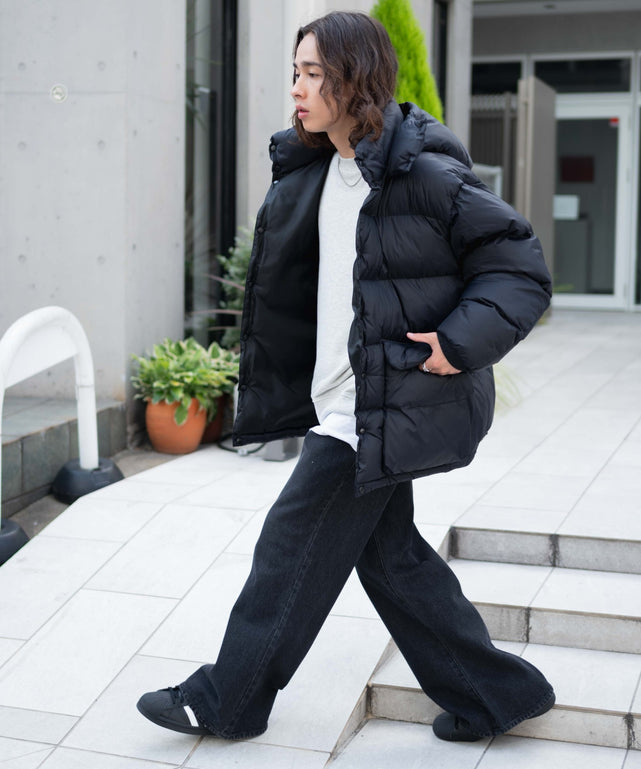 ブラック モデル：174㎝ L着用