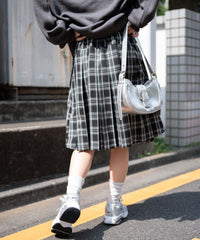 ブラックチェック１ / F