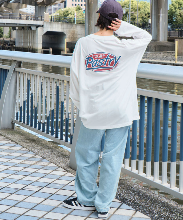 ホワイト モデル：160cm L着用