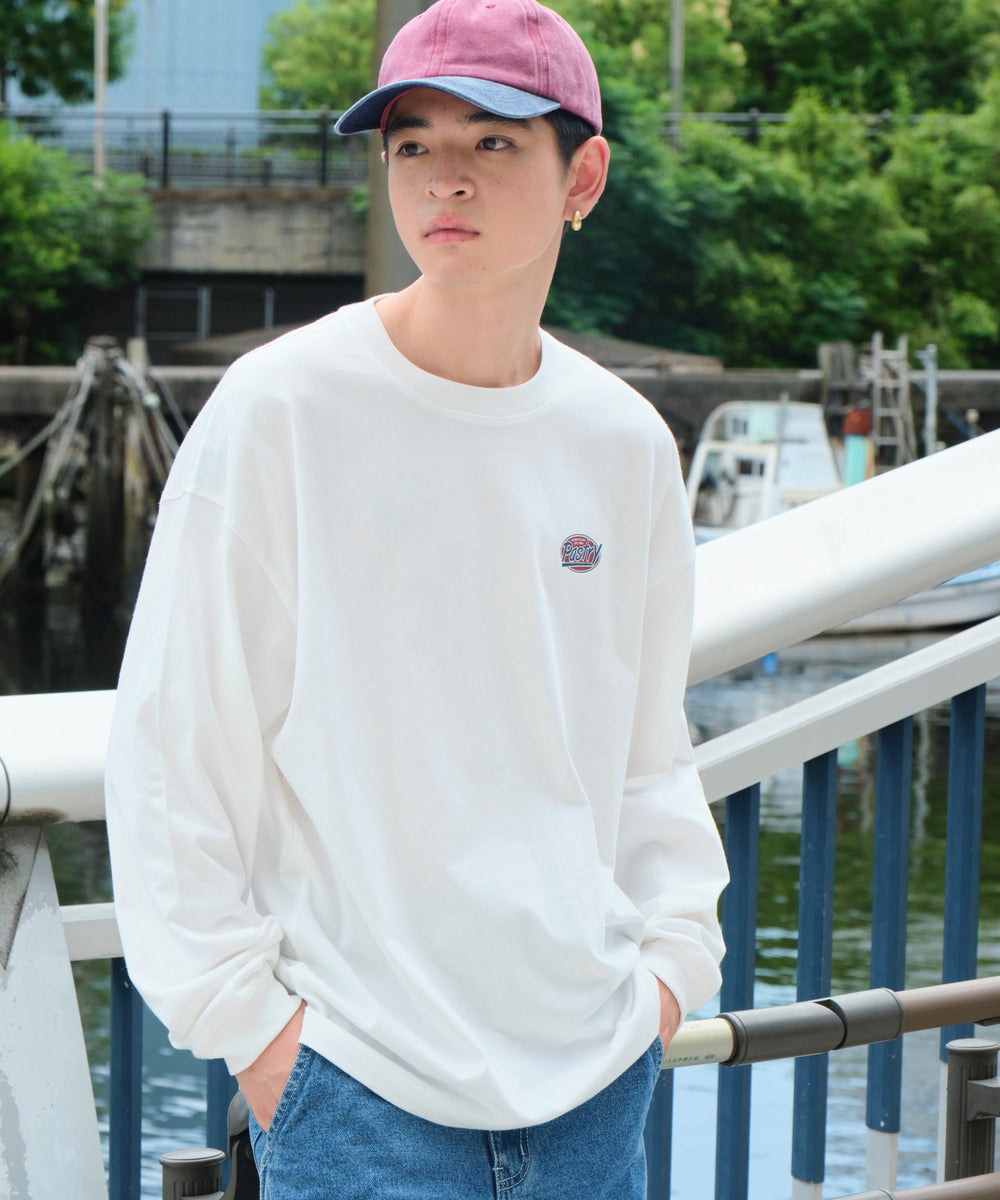 ホワイト モデル：180cm L着用