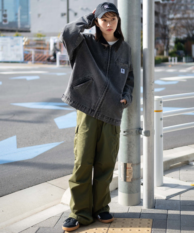 ブラックその他 モデル：161cm L着用