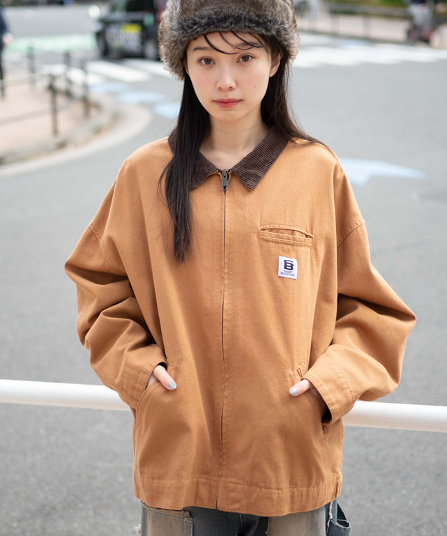 ブラウン モデル：161cm L着用